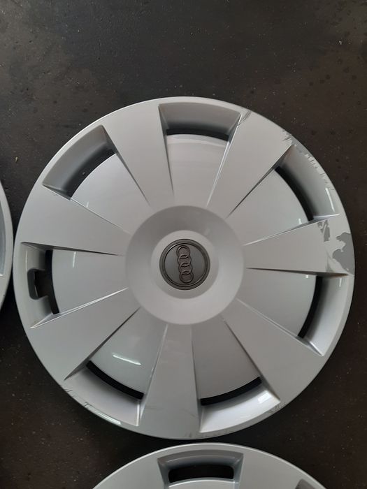 (3) Kołpaki 16" - Audi