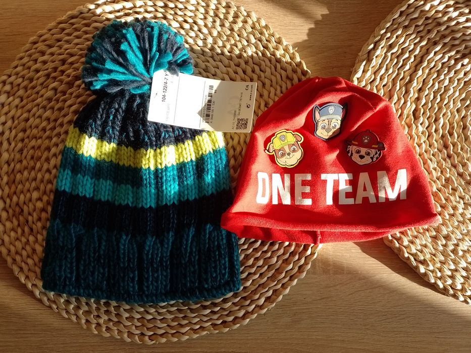Czapki zimowa i wiosenna kupione w C&A stan idealny