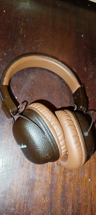 Наушники полноразмерные