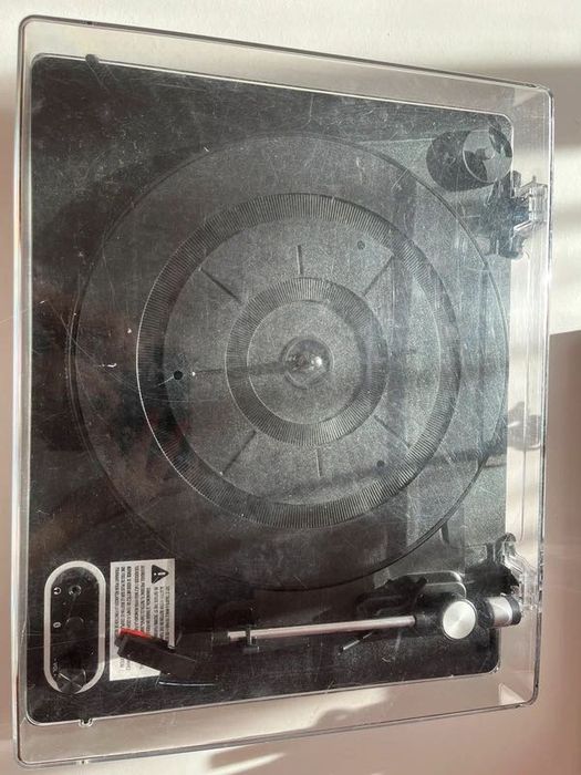 Gira Discos | Turntable