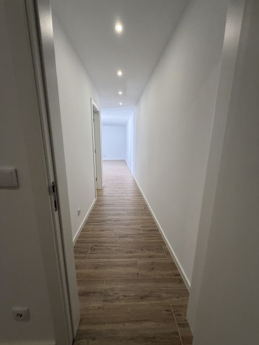 Arrendamento T2 Remodelado – Centro de Almada