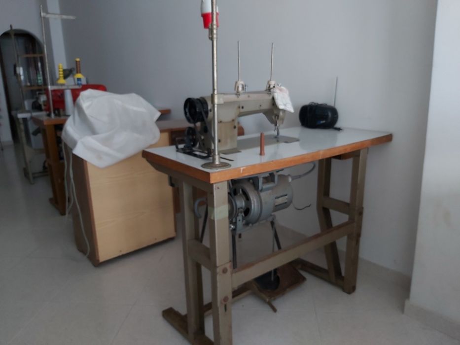Máquinas de Costura industriais e material de retrosaria