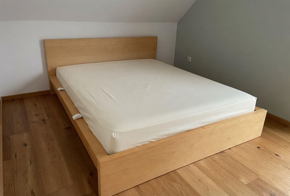 Łóżko Ikea Malm 140x200 ze stelażem i materacem. DOSTAWA