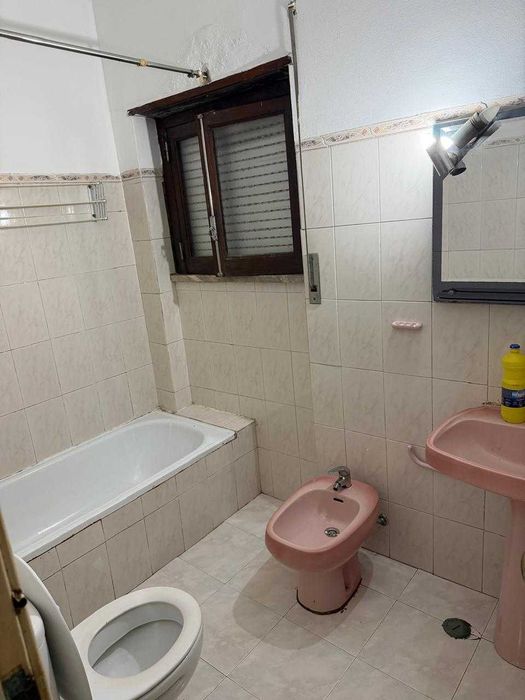 Arrenda-se apartamento T3 – Mem Martins