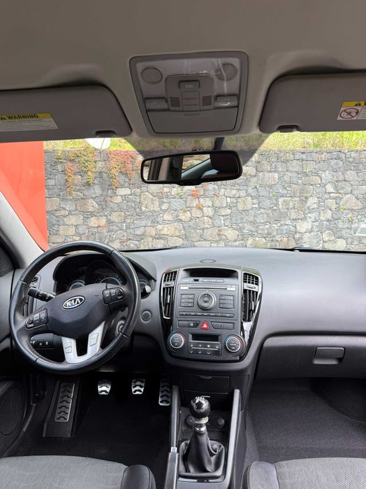 KIA Ceed SW 2012 (189.140 km)