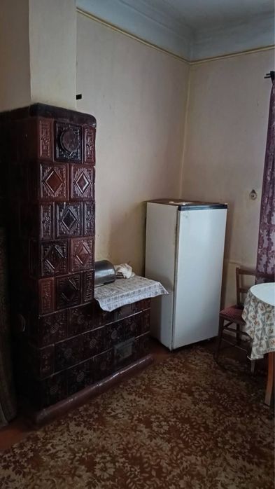 Продається квартира в центрі мальовничого  смт Перегінське