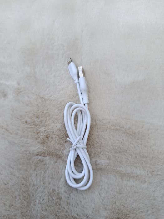 Nowy kabel do iPhone  Lightning z pudełkiem