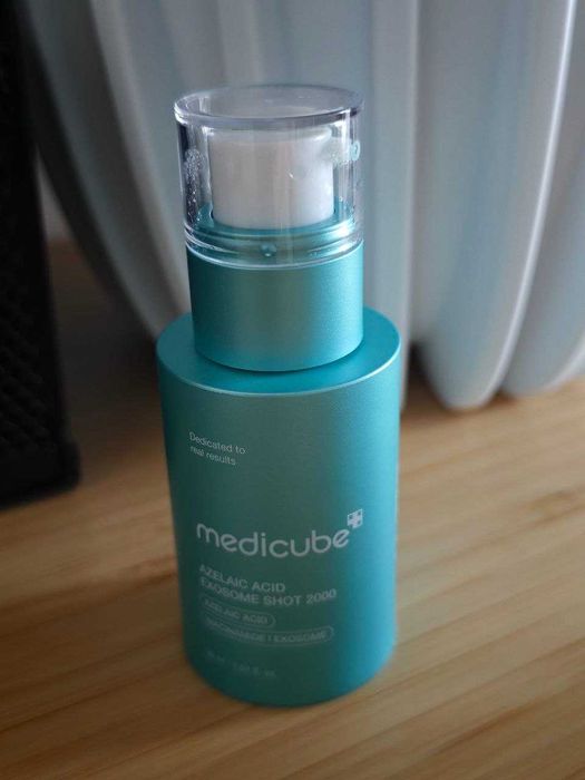 medicube - Azelaic Acid Exosome Shot 2000 - 30ml