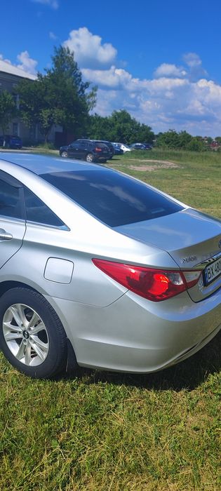 Продам Hyundai sonata 2010р.2.0 бенз ркп