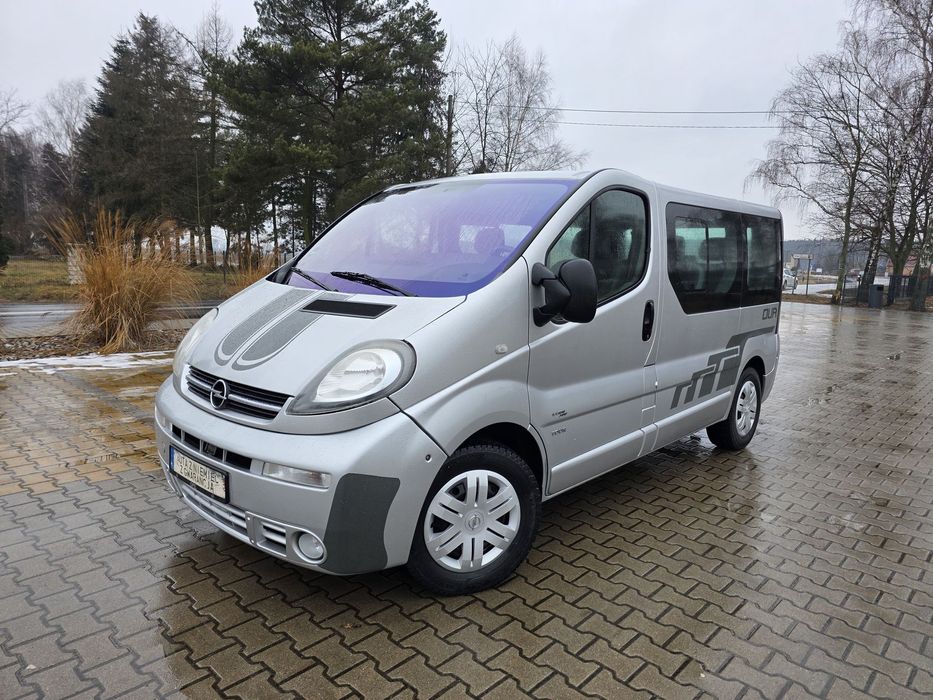 Opel Vivaro Navi  Webasto Klima Po Wszystkich Wymianach  TOUR  Bezwypadkowy