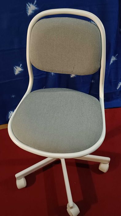 Cadeira de secretária para criança/jovem