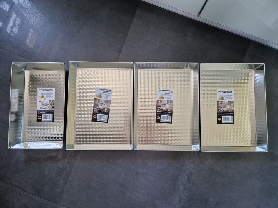 Blaszki do pieczenia blachy formy zestaw