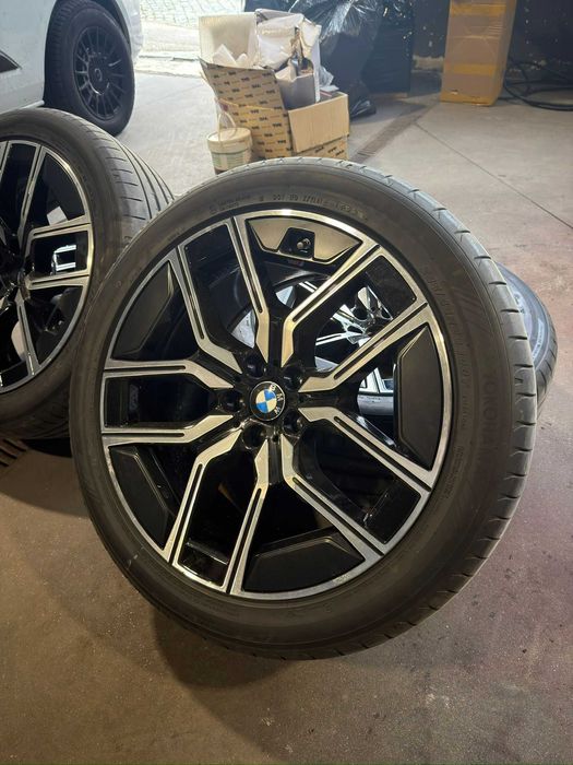 Jantes BMW G70 Serie 7 5x112 R20"
