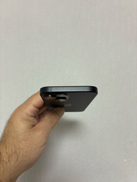 iPhone 15 128gb Black esim