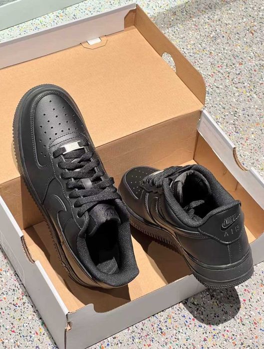 "Buty Trampki" Nike_Air_Force_1_Low_'07_Black r.37.5