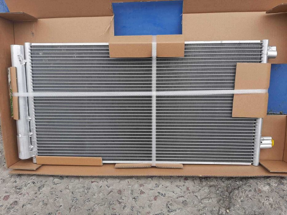 Радіатор кондиціонера Jeep Compass 2016 2017 2018 2019 2020