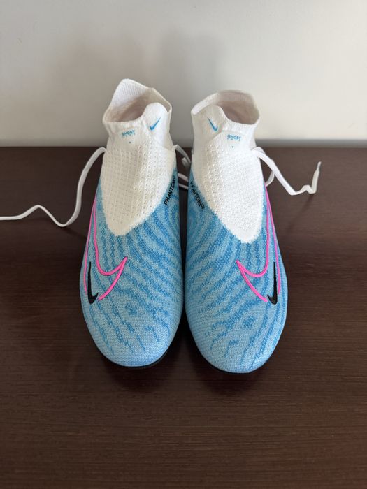 Chuteiras Nike Phantom Elite