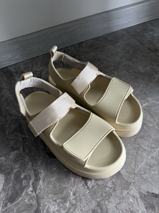 Босоніжки Ugg 38р.