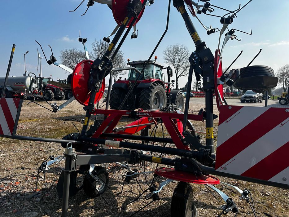 Przetrząsarka Massey Ferguson 776X 7,7 m 6 gwiazd w okazyjnej cenie