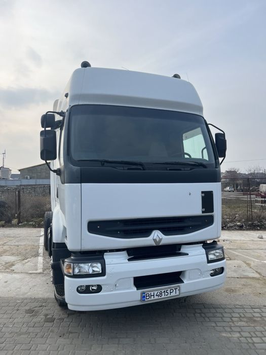 Продам Renault Premium