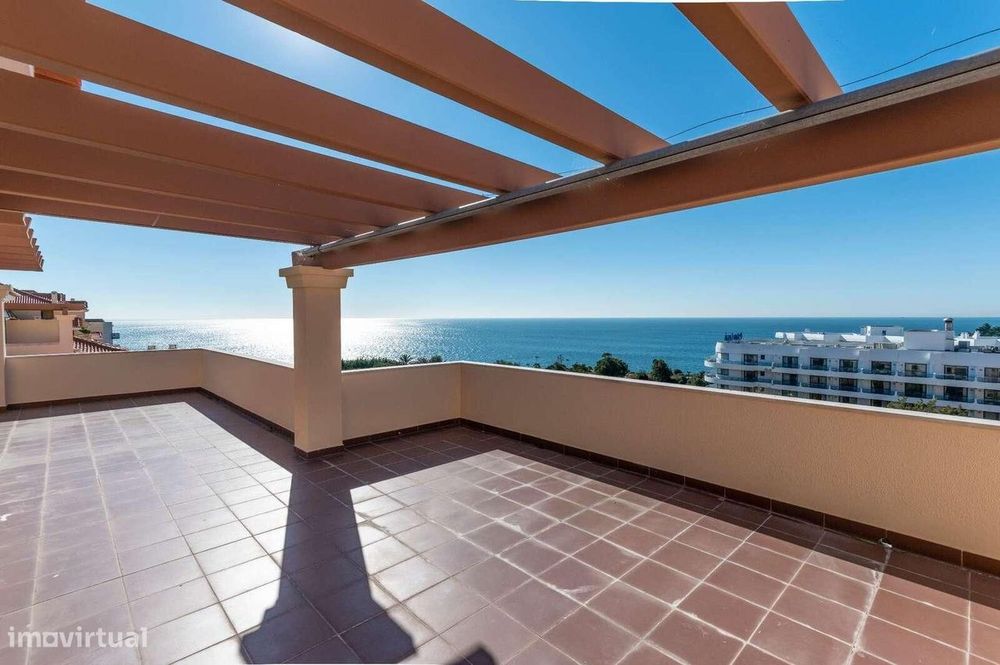 Apartamento T3 com jardim, Gandarinha, Cascais