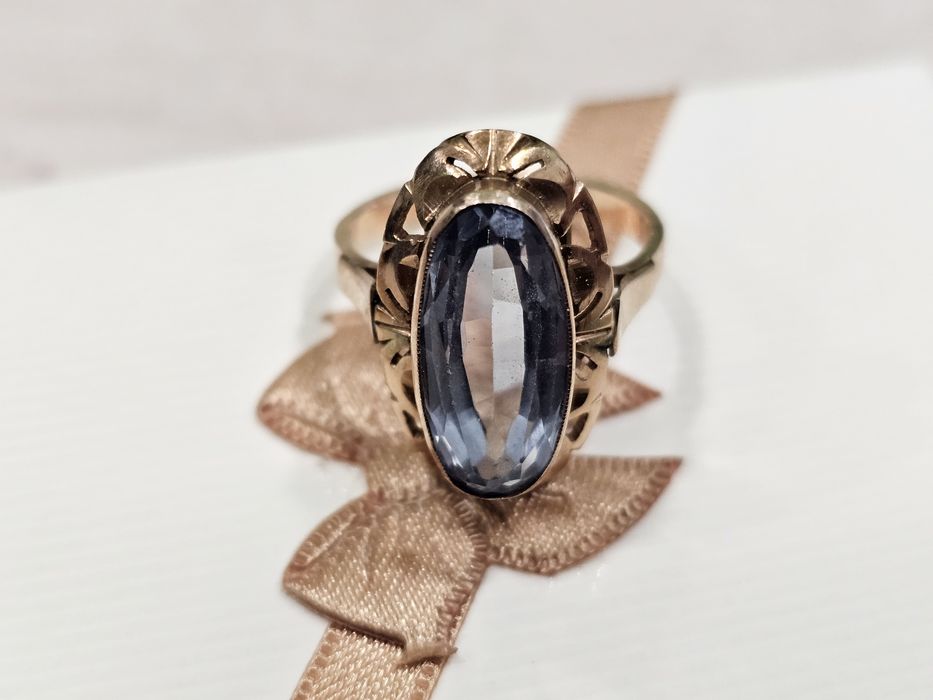 Złoty używany pierścionek PODŁUŻNE OCZKO NIEBIESKIE PR 585