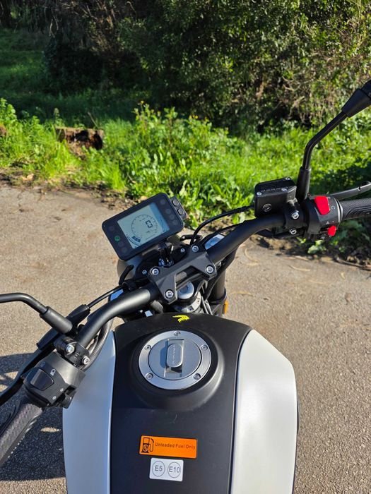 Mota Benelli Leoncino 125 / 500KM