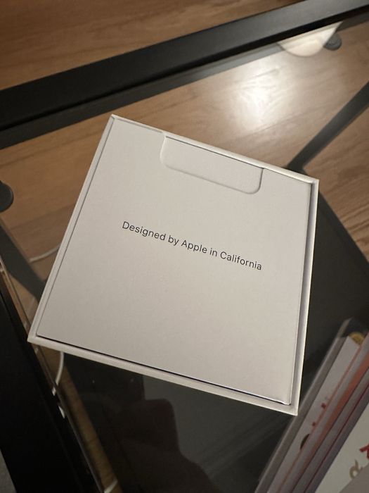 Air Pods 4 Apple