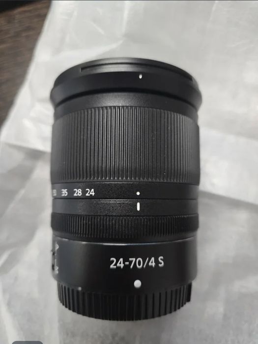 Nikon Nikkor 24-70 f4 S