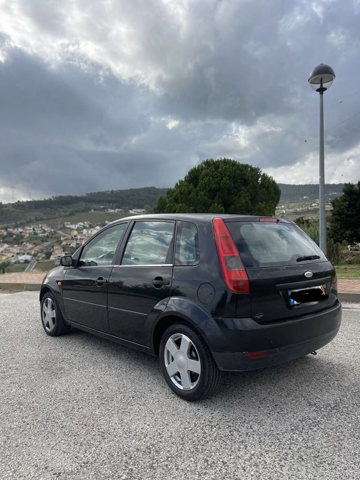 Ford Fiesta 2003 model year