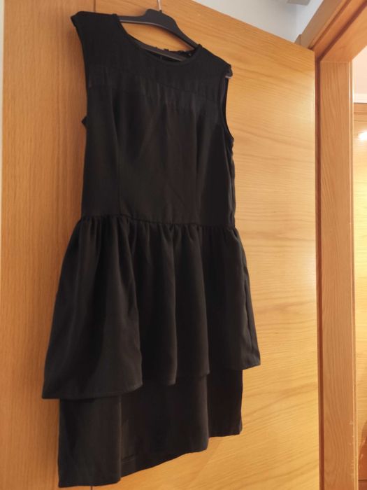 Vestidos pelos joelho