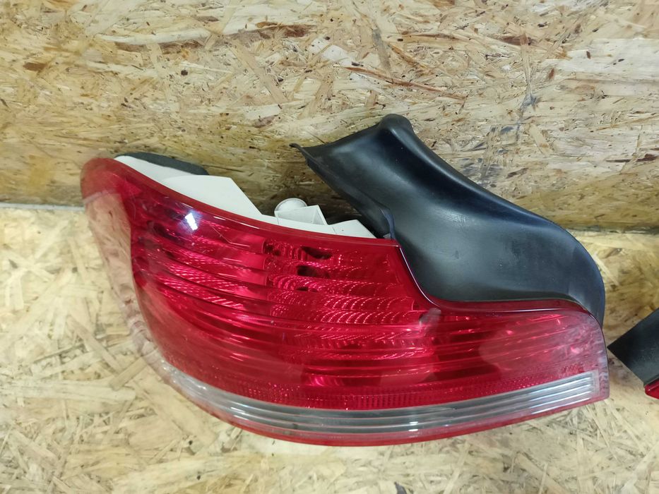 BMW E82 seria 1 coupe lampa tył tylna prawa lewa oryginał demontaż
