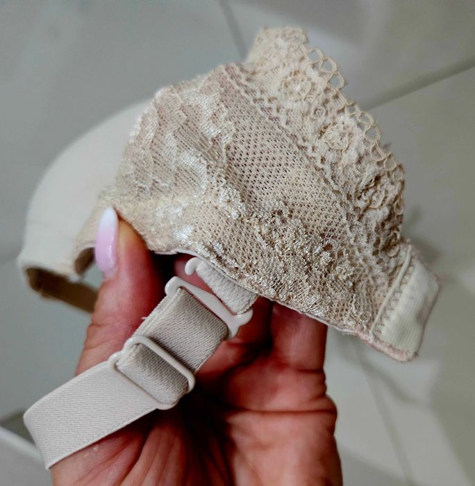 Biustonosz Esotiq, rozm.65G, bezowy, usztywniony, jak nowy