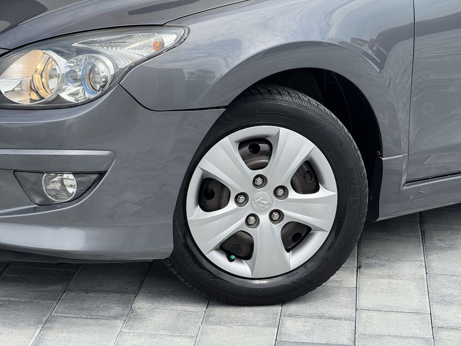 Продам Hyundai i30 2011 1.6 дизель Універсал у чудовому стані