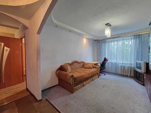 Продам 3-кімнатну квартиру, Калинова