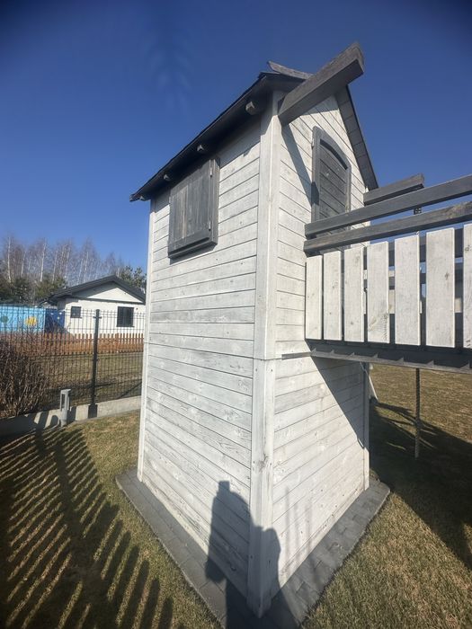 Drewniany plac zabaw