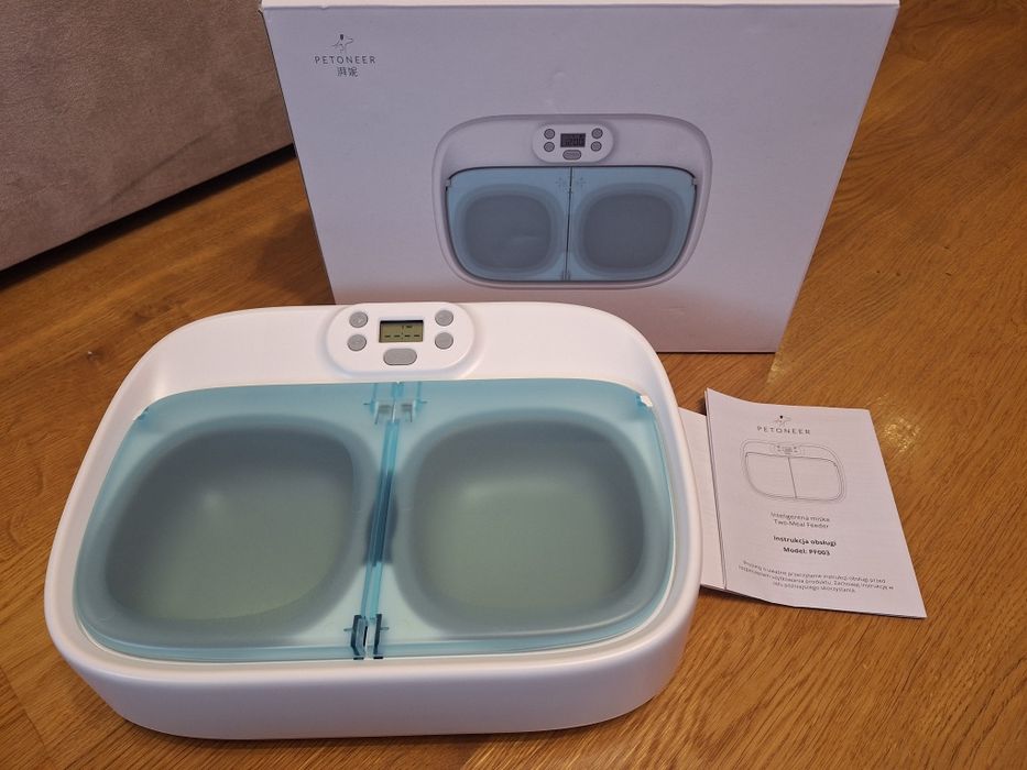 Petoneer podajnik jedzenia