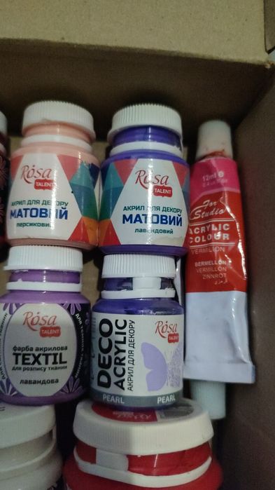 Краски по ткани и одежде акрил и глянец