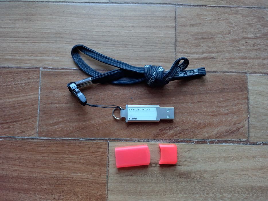 Pen Drive USB SanDisk - 512Mb