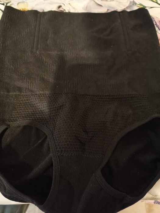 Sprzedam majtki obciskajace