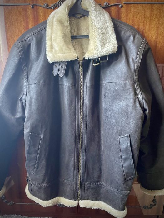 Продам шкіряну куртку з штучним хутром