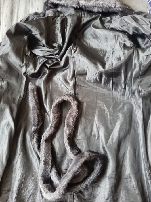 Шуба жіноча стильна