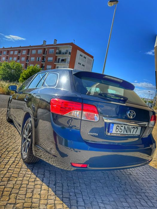 Toyota Avensis 2.0D4D Nacional c/ histórico