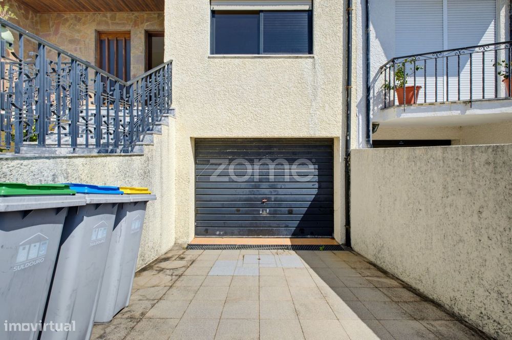 Moradia T4 / T5 com Garagem | Quinta das Rosas, Vilar do Paraíso