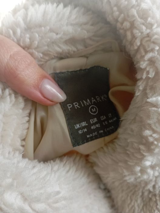 Primark S-L pudełkowa kurtka baranek miś oversize krótka biała bezowa