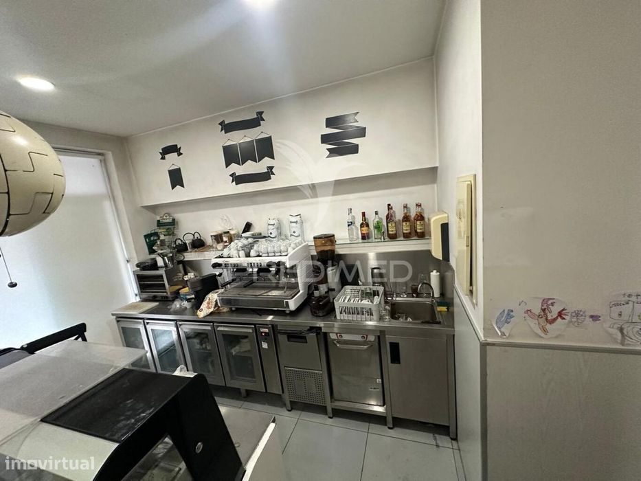 Café/Pastelaria/Restaurante de Prestígio na Avenida