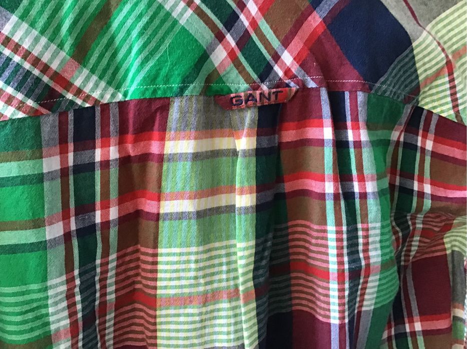 Camisa GANT original. 38 Portes CTT  incluídos.