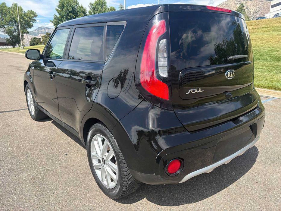 Kia Soul Plus      2018