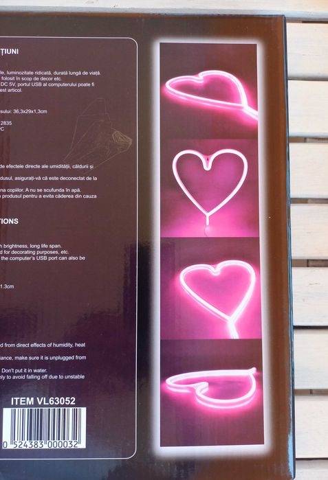 Luz néon coração rosa