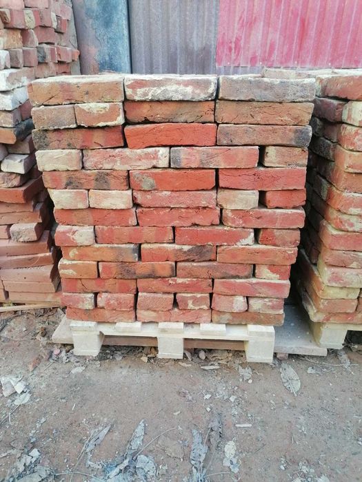 Старовинна цегла.  " польська  австрійська цегла "